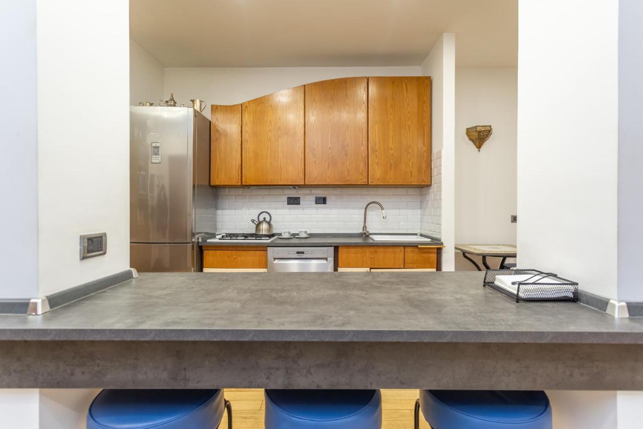Apartamento St Peter's Spacious 4 Bdr With Private Parking Roma